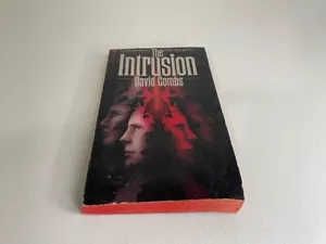 The Intrusion 1981 by David Combs horror first printing paperback from hell - Foto 1 di 7