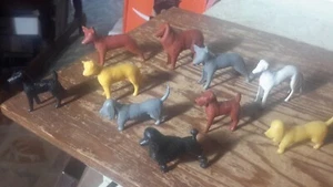 "PAL"" PERRO Original Años 50-60 Pet Shop Lote Juego Figuras de Plástico Perrera - Imagen 1 de 5