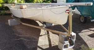 Sabre sailing boat - Picture 1 of 7