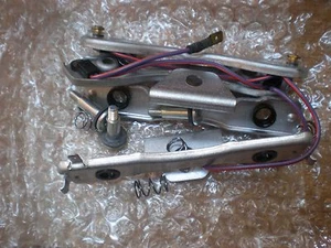 NOS 1993 94 95 LINCOLN MARK VIII HORN PAD SWITCH - Imagen 1 de 2