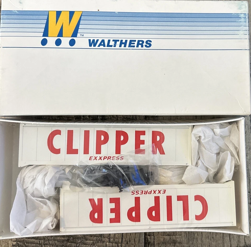 WALTHERS HO Kit 933-1456 40’ Semi Trailer Box of 2 Clipper NIB Unassembled - Image 1 of 4