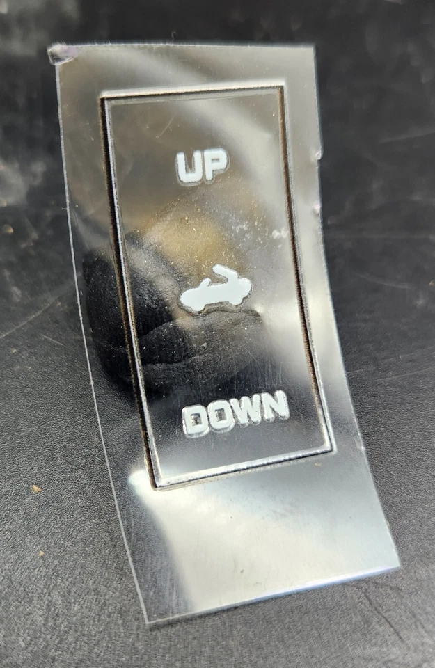 84 85 Cadillac Eldorado Biarritz ASC Convertible Interruptor Superior Letras CALCOMANÍA NUEVO Foto 1 de 1