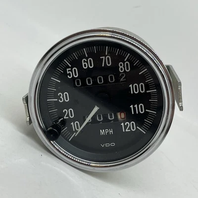 Velocímetro vintage VDO 0-120 MPH / esfera calibre negro sin probar / para piezas Foto 1 de 4