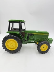 John Deere Maßstab 1:16 4760 FWD Traktor ERTL Spielzeugmodell DieCast Metall groß - Bild 1 von 9