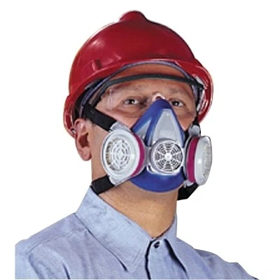 Advantage 200 LS Half-Mask Respirator, Medium, Single Neckstrap MSA 815444 - Image 1 of 1