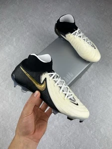 Nike Phantom Luna II Elite FG | Bianco/Nero-Oro | FJ2572-100 | SPEDIZIONE GRATUITA ✅ - Foto 1 di 7
