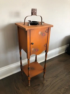 HT Cushman Colonial Cigar Cigarette Smokers Humidor Stand with Amethyst Tray - Image 1 of 4