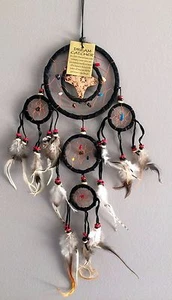 Capteur de rêves attrape rêves dreamcatcher noir en plumes cuir et pierres - Imagen 1 de 3