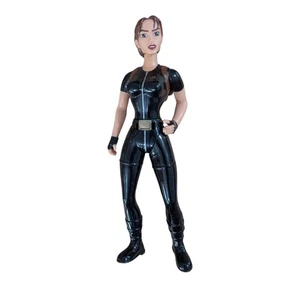 LARA CROFT TOMB RAIDER Figura de acción vintage Playmates Toys 2000 6" - Imagen 1 de 8