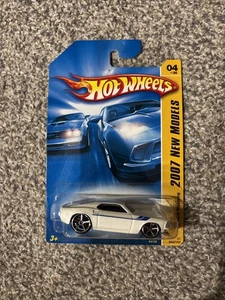 2007 Hot Wheels New Models 4/36 ‘69 Ford Mustang White Variant OH5 Wheel - Picture 1 of 10