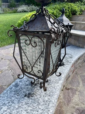 Lampade antiche in ferro battuto - Immagine 1 di 4