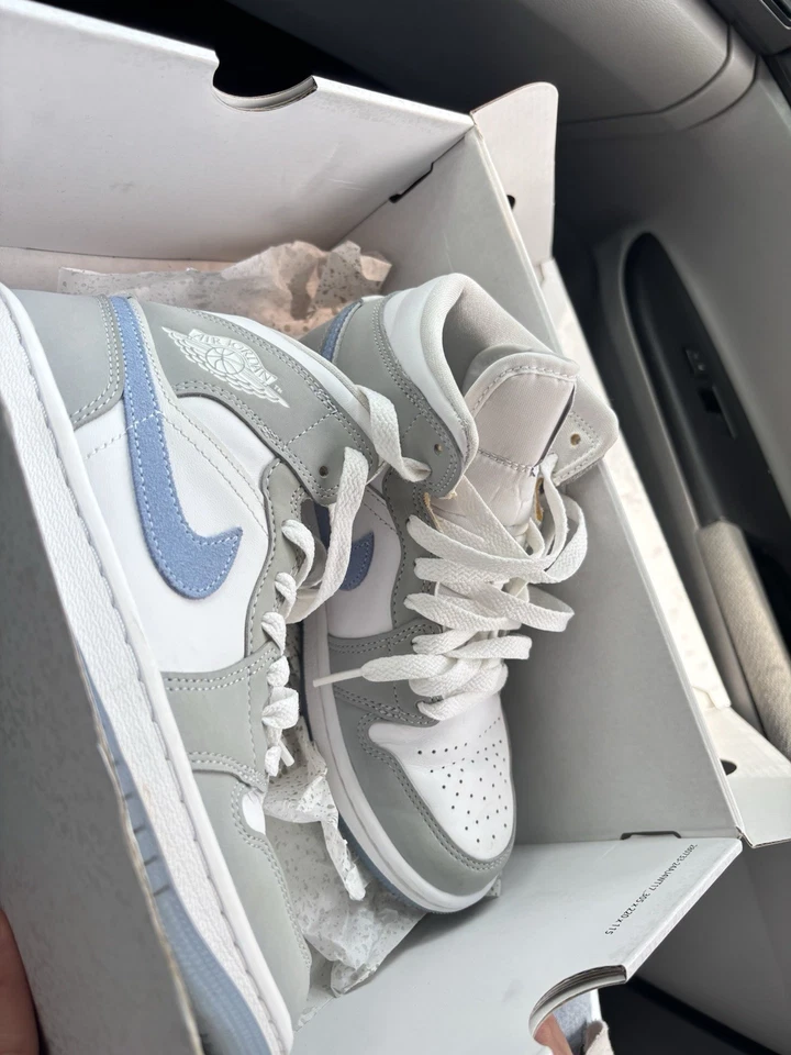 Jordan 1 Mid Wolf серый алюминий размер W5,5/M 4 - Изображение 1 из 1