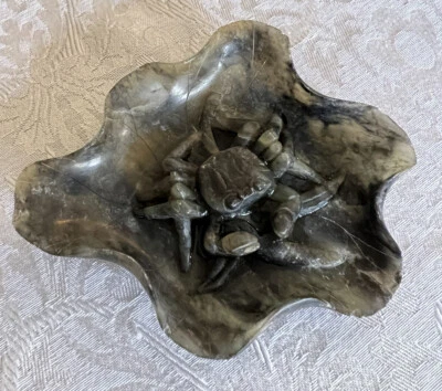 Vintage Soapstone Carved Crab On A Lotus Leaf Scholar Brush Wash Dish China - Изображение 1 из 4
