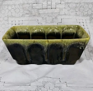 Maceta de cerámica por goteo verde oscuro/marrón vintage Hull Pottery plato hecho en EE. UU. - Imagen 1 de 9