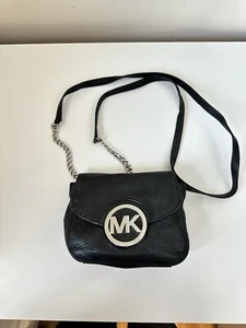 EUC Michael Kors Fulton Black Pebbled & Silver Chain Crossbody Shoulder Bag - Picture 1 of 12