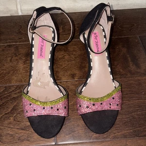 Betsey Johnson TAVIE Rhinestoned Watermelon Jewel Heels/ Sandal Size 6.5 - Picture 1 of 7