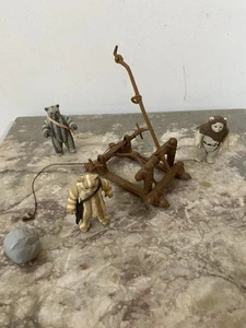 STAR WARS VINTAGE LOT 3 EWOK + CATAPULTE KENNER LOOSE BON ÉTAT ! - Foto 1 di 8