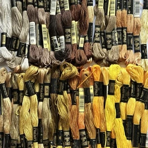 DMC Thread Floss 70+ Skeins Different Colors Orange Yellow Neutrals A70 - Picture 1 of 2