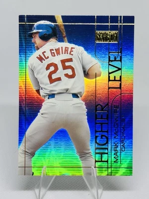 2000 SkyBox #10HL Mark McGwire Higher Level St. Louis Cardinals - Image 1 of 2