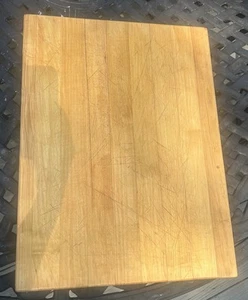 Tabla de cortar reversible John Boos borde madera arce grano 20 x 15 x 2,25 pulgadas. - Imagen 1 de 9