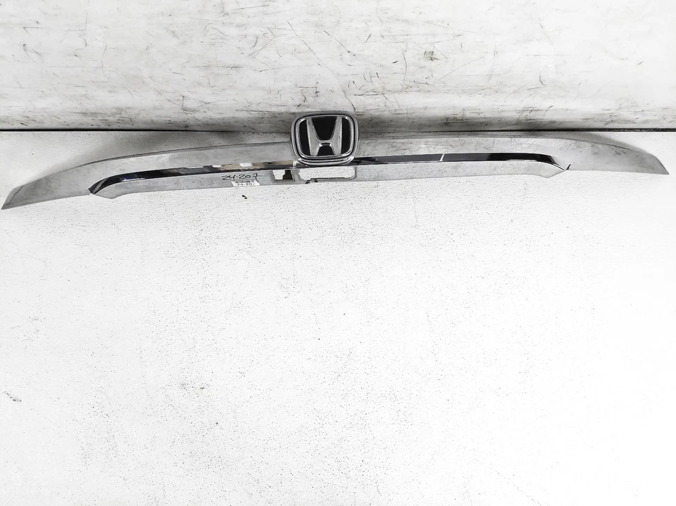 Honda Odyssey 2018-2020 acabado tapa adorno 74890-Thr-A01 *pequeña grieta Foto 1 de 4