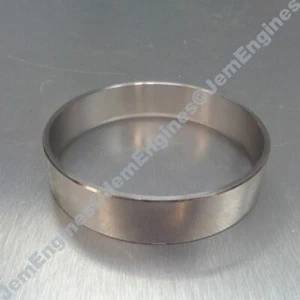 Öldichtung Spur passend für Kubota D1403 D1503 D1703 F2803 V1903 V2003 V2203 V2403 - Bild 1 von 1