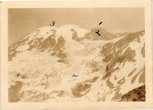 Foto istantanea anni 20 mt. Ghiacciaio Rainier Nisqually e roccia di Gibilterra - Foto 1 di 2