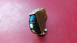 Temperatureinstellrad links Heizung Mercedes W126 1268200103 - Picture 1 of 3