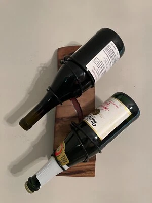 Portabotellas/carrito de vino de nogal Live Edge con río de resina epoxi Foto 1 de 3