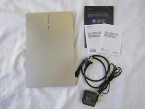 Asus Vivobook 15 F1504ZA-BQ781W Laptop - Picture 1 of 8