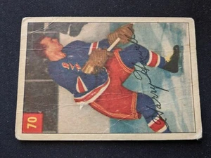 1954-55 Parkhurst Hockeykarte # 70 Harry Howell (HOF) - New York Rangers (sehr guter Zustand) - Bild 1 von 3