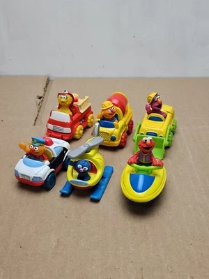 Coches de colección Tyco Matchbox Die-cast Sesame Street Grover, Big Bird, Elmo, etc.  Foto 1 de 4