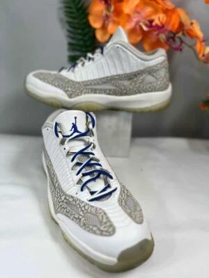 Zapatillas AIR JORDAN 11 Retro Low IE 'Cobalto' Blanco y Gris #306008-142 Talla 13 Foto 1 de 4