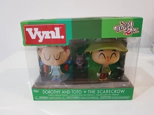 Funko Vynl The Wizard of Oz Dorothy and Toto & The Scarecrow - Picture 1 of 4