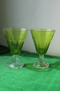  2 verres cristal doublé vert taillé côtes plates Val Saint Lambert ( H: 117 mm)