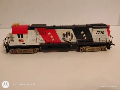 Tyco  1776 Presidential Seal Locomotive – HO Scale - Image 1 of 4