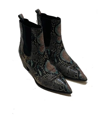 Botín Paige Texturizado Pull On Punta Para Mujer Talla 7 Botas Estampado Serpiente Foto 1 de 4