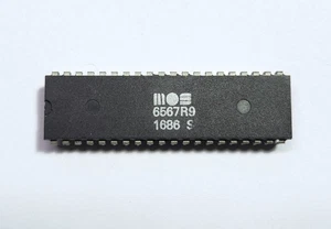 MOS 6567R9 VIC-II Chip NTSC Commodore 64 | Tested & Working   USA Seller #1686-2 - Picture 1 of 2