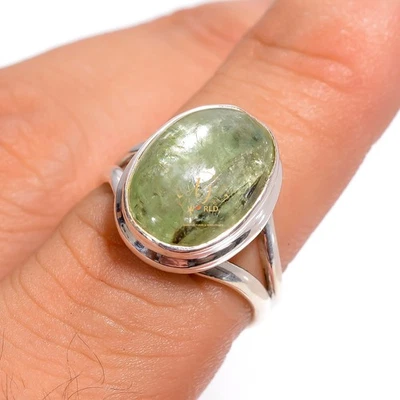 Ювелирное кольцо ручной работы из стерлингового серебра 925 пробы с натуральным зеленым кианитом богемное - Изображение 1 из 4