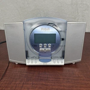RCA Stereo CD Player Digital AM/FM Tuning Clock Radio RP3755 VTG For Parts Only - Picture 1 of 10