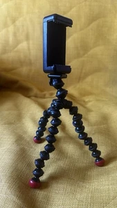Joby GorillaPod Magnetic Tripod for Compact Cameras With Phone Mount - Picture 1 of 2