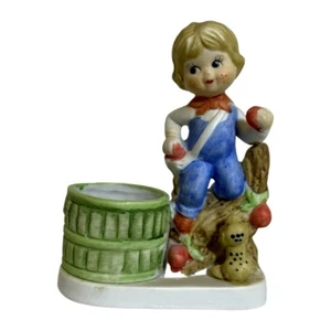 Candelabro de porcelana pintado a mano vintage Jasco Little LUVKINS niño y perro 1979 - Imagen 1 de 7