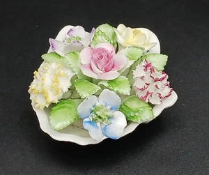  Royal Doulton England Porzellan Blumen Bouquet  in der Muschel Drei Bein  - Bild 1 von 13