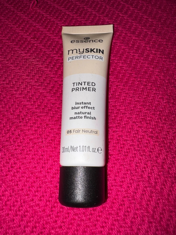 Essence Myskin Perfector Tinted Primer Natural Matte Finish 05 Fair Neutral - Image 1 of 1