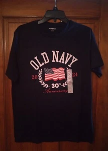Old Navy 2024 Employee 30th Anniversary T-Shirt Medium New - Picture 1 of 2