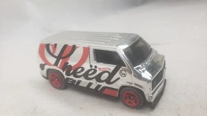 Hot Wheels 2007 Custom ‘77 Dodge Van - Picture 1 of 4