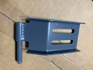 TENNANT CD508 Lower WLDT Hinge ' - Bild 1 von 2