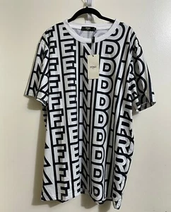 Fendi White/Black Logo Printed Crew Neck T-Shirt size 3XL - Picture 1 of 4