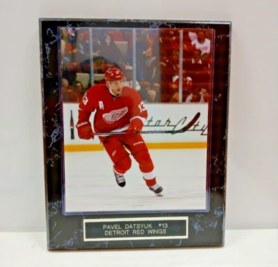 Placa de mármol negro Pavel Datsyuk-Detroit Red Wings 10 1/2 X 13 con foto de 8x10 Foto 1 de 2