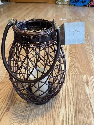 Linterna LED de mimbre Mikasa OVA NUEVA CON ETIQUETAS Foto 1 de 4